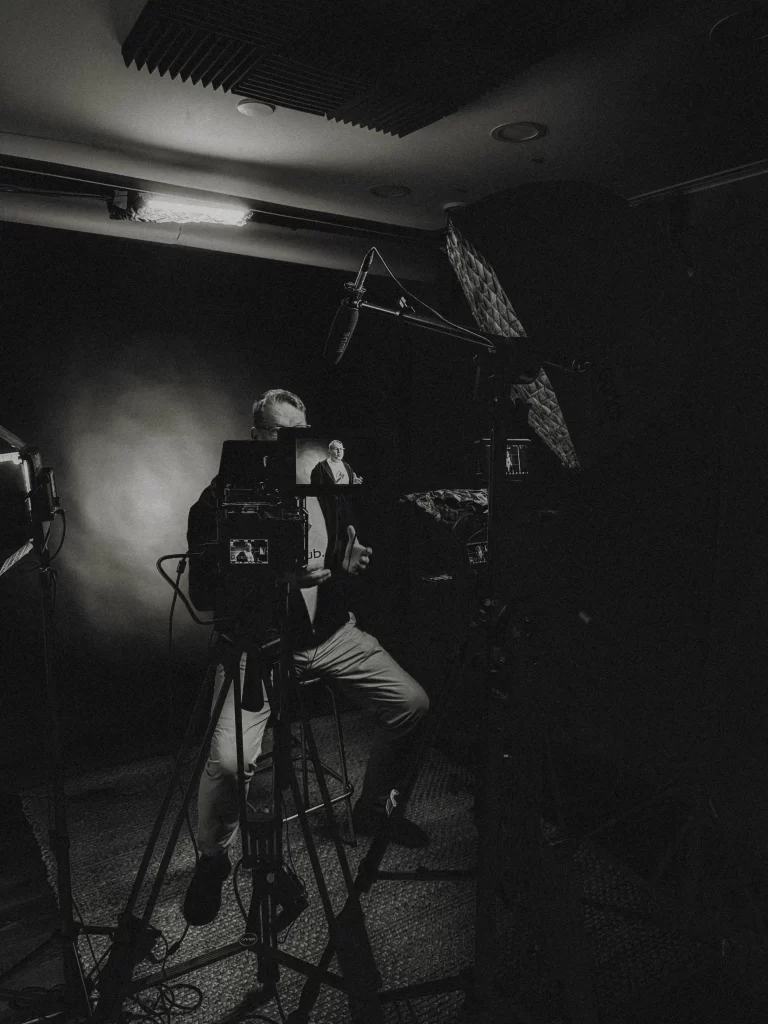 Videotuotanto Studius kuvaamassa työprojektia